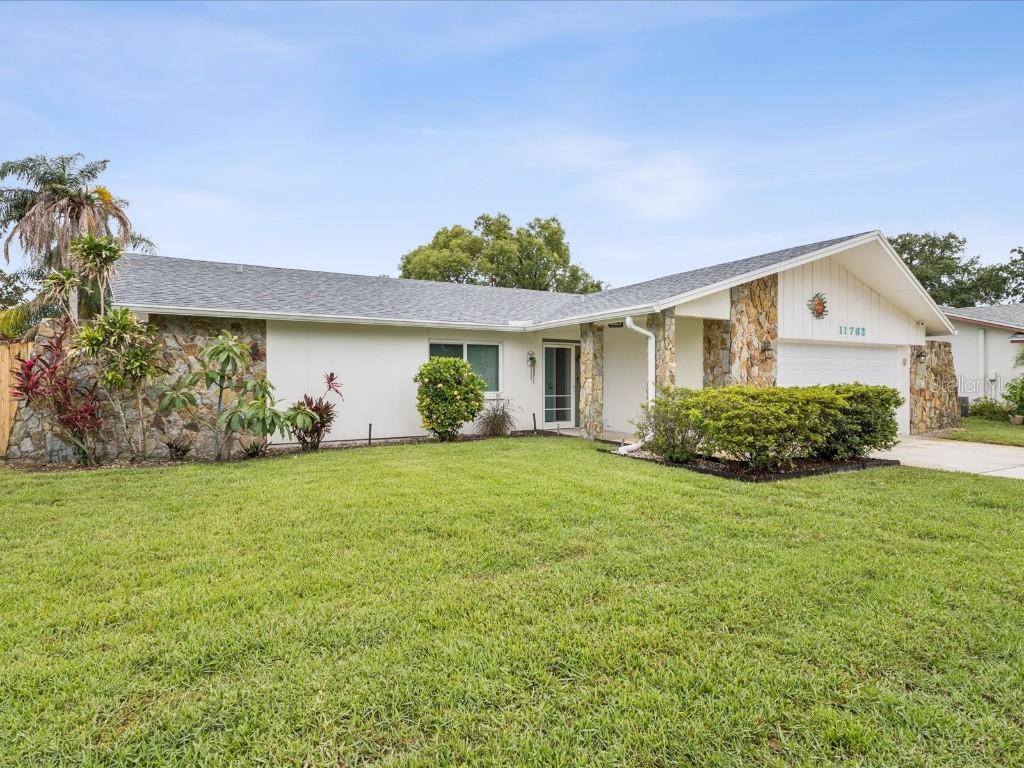 11762 Barb Ct., Seminole, FL 33778