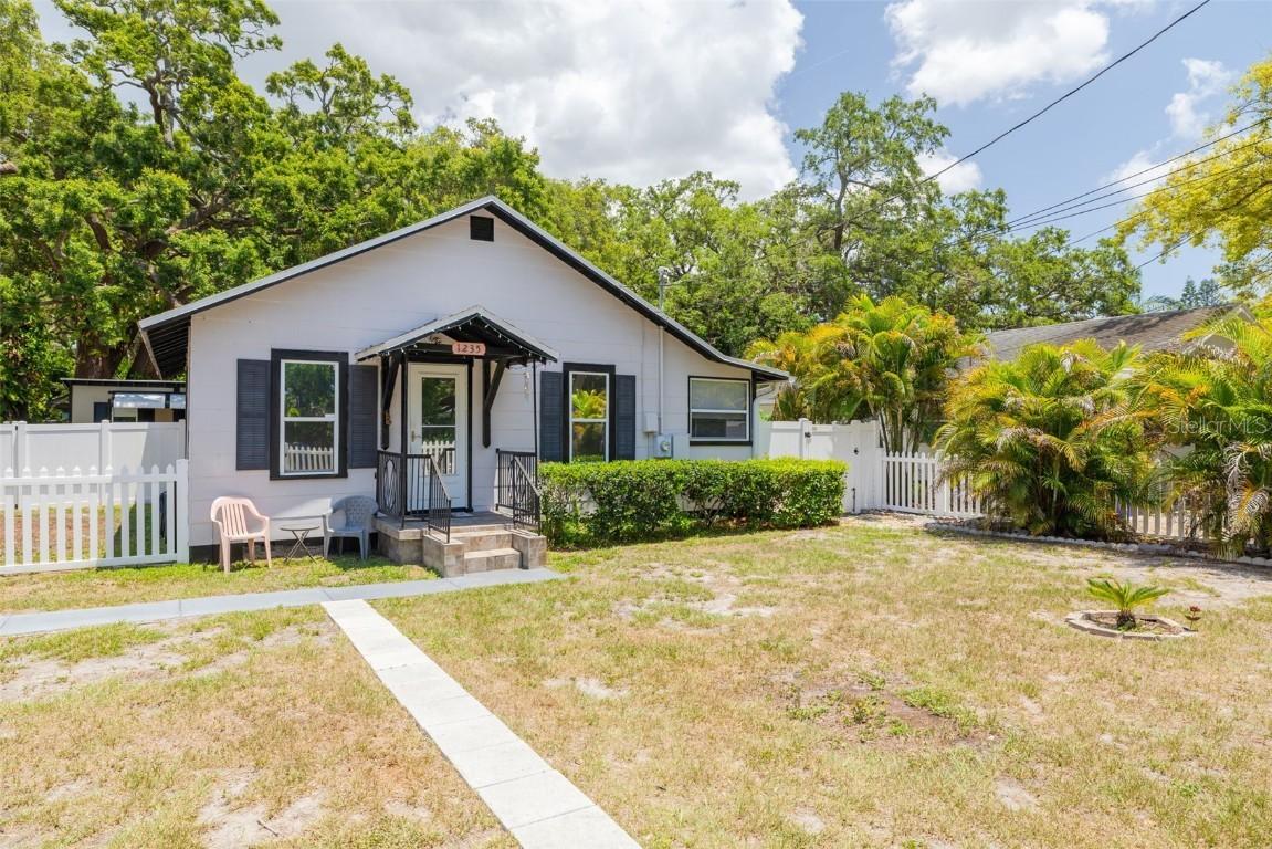 1235 Bass Blvd., Dunedin, FL 34698