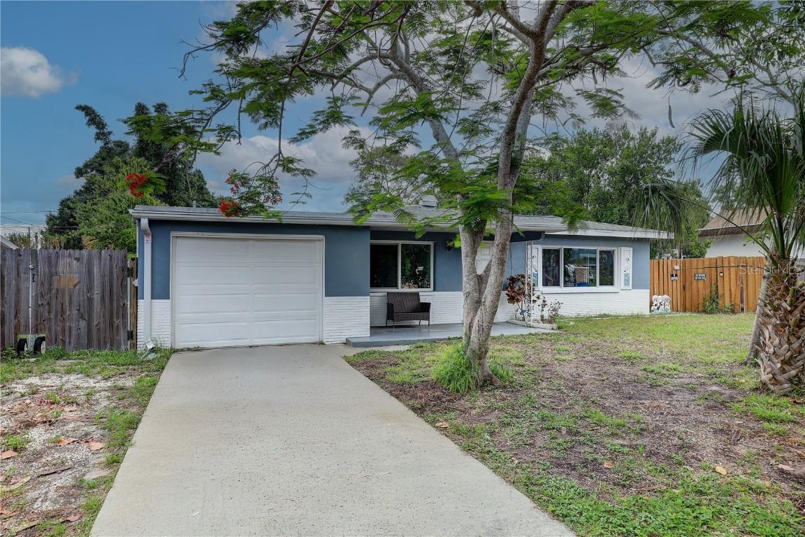 10703 59th Ave., Seminole, FL 33772