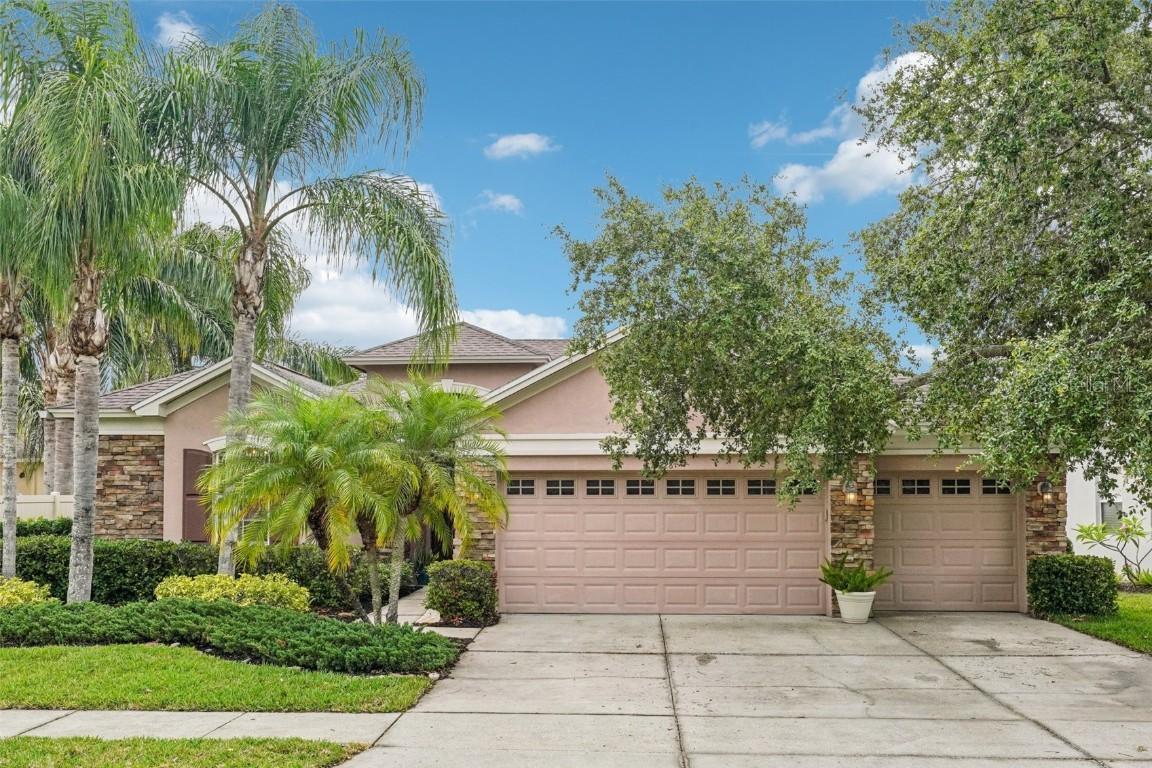 3228 Stonegate Falls Dr., Land O Lakes, FL 34638