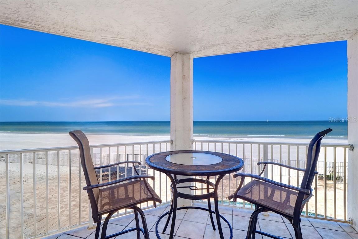 24 Gulf Blvd. #1C, Indian Rocks Beach, FL 33785