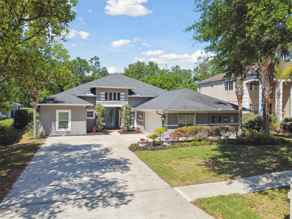 5813 Bent Grass Dr., Valrico, FL 33596