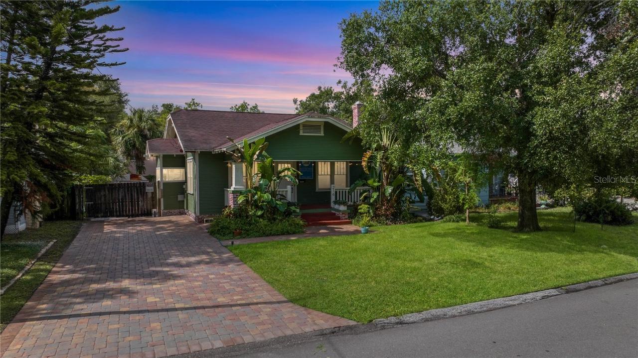 216 W South Ave., Tampa, FL 33603