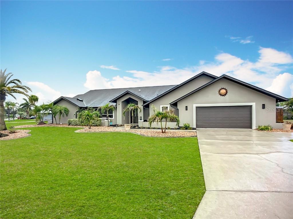 27466 Tierra Del Fuego Cir., Punta Gorda, FL 33983