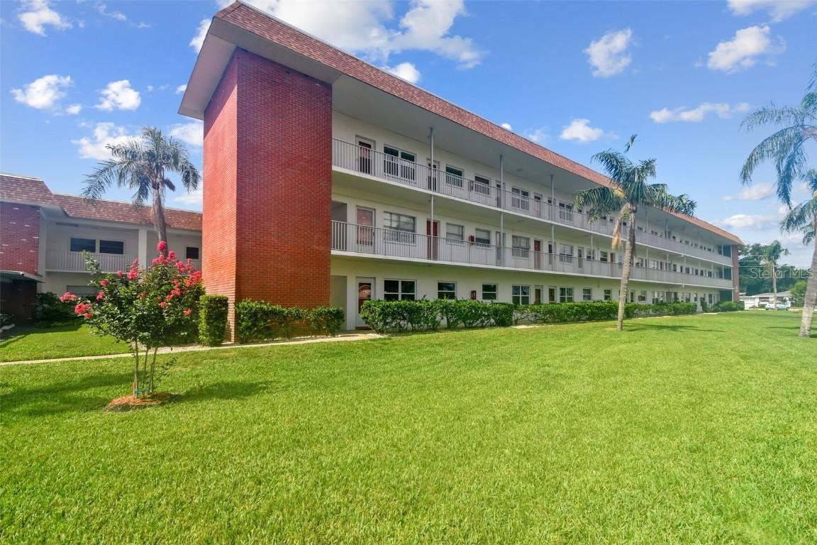 5728 14th Ave. #101B, St Petersburg, FL 33710