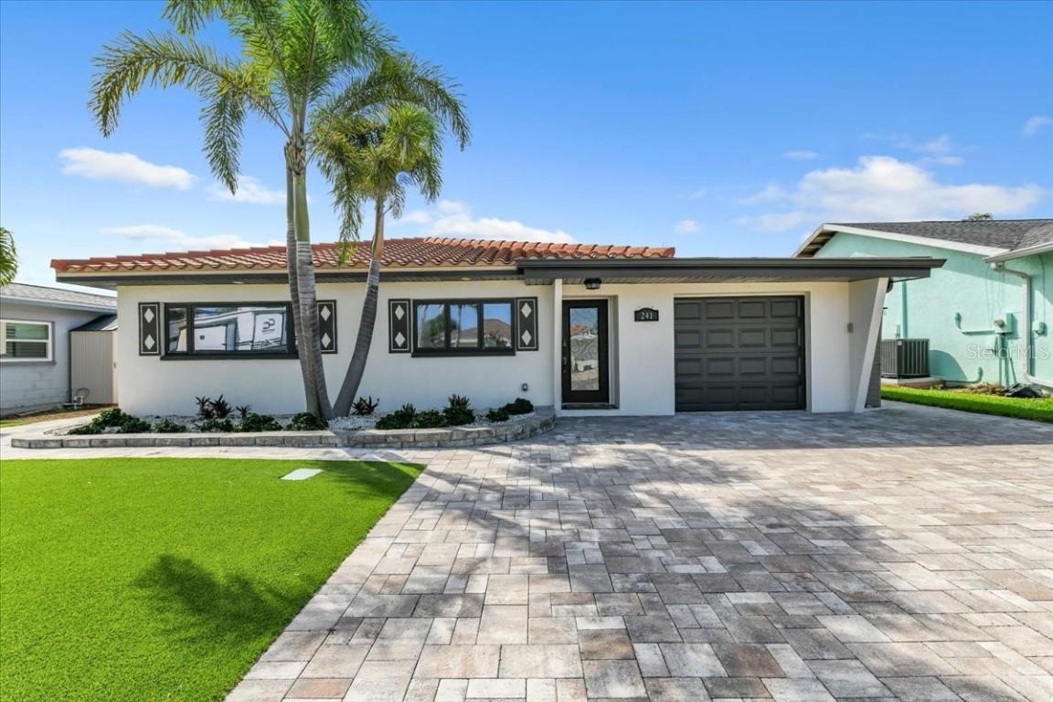 241 176th Terrace Dr., Redington Shores, FL 33708
