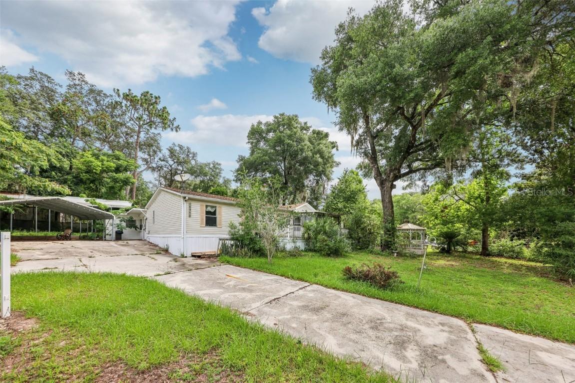 16965 SE 3rd Pl., Silver Springs, FL 34488