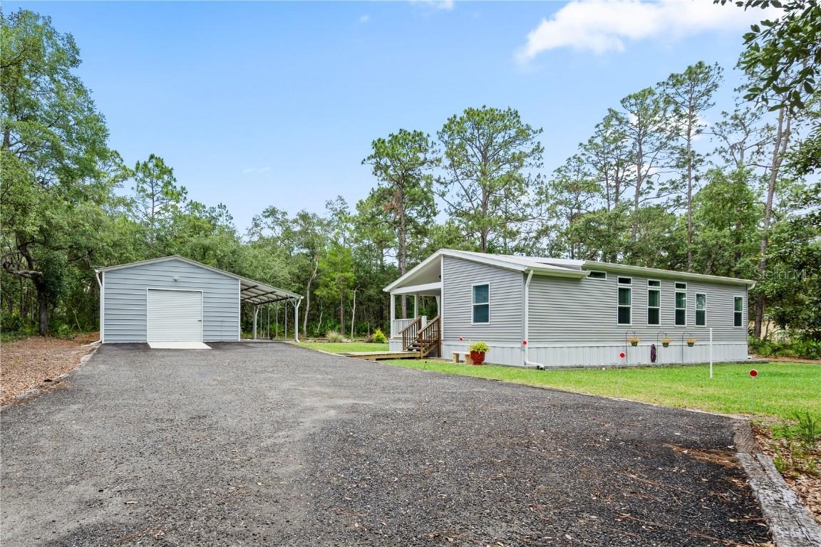 7039 S Straight Ave., Homosassa, FL 34446