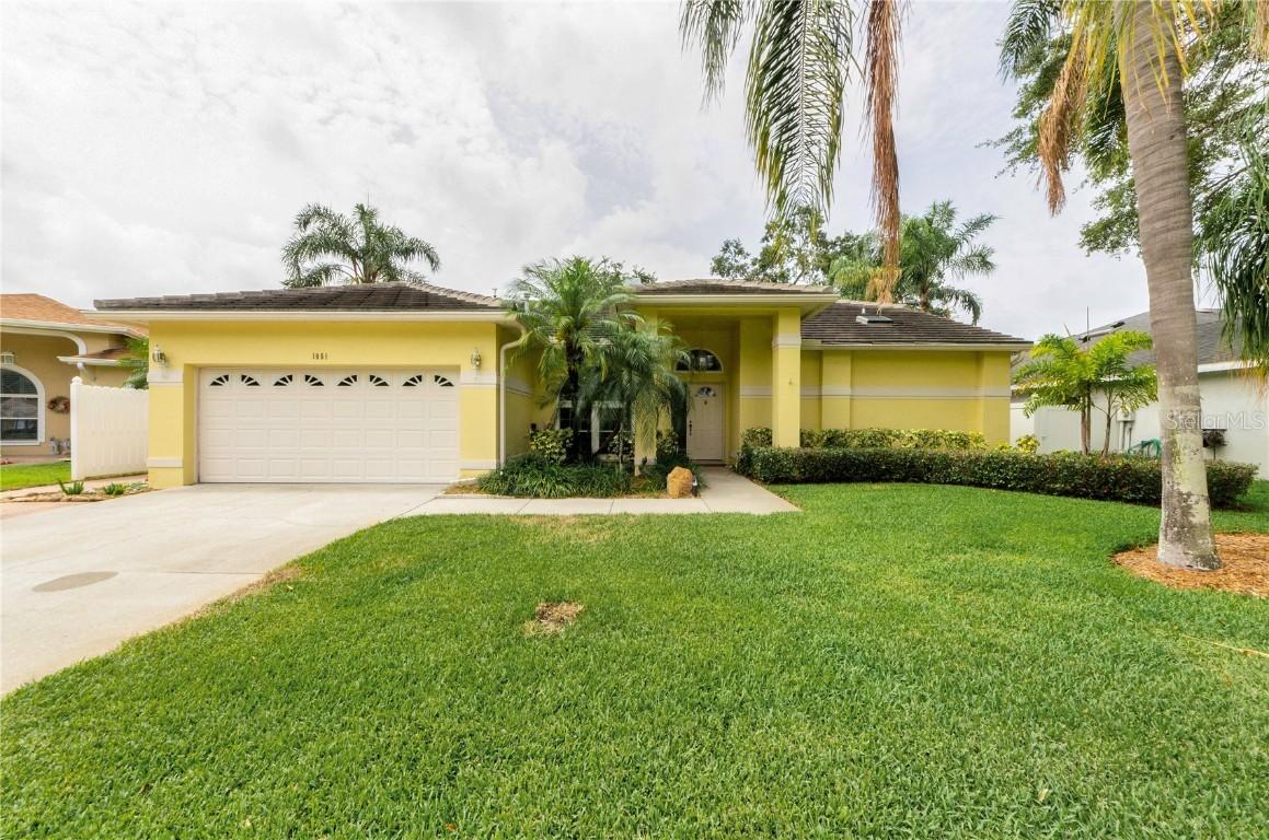 1051 Glynwood Pl, Dunedin, FL 34698