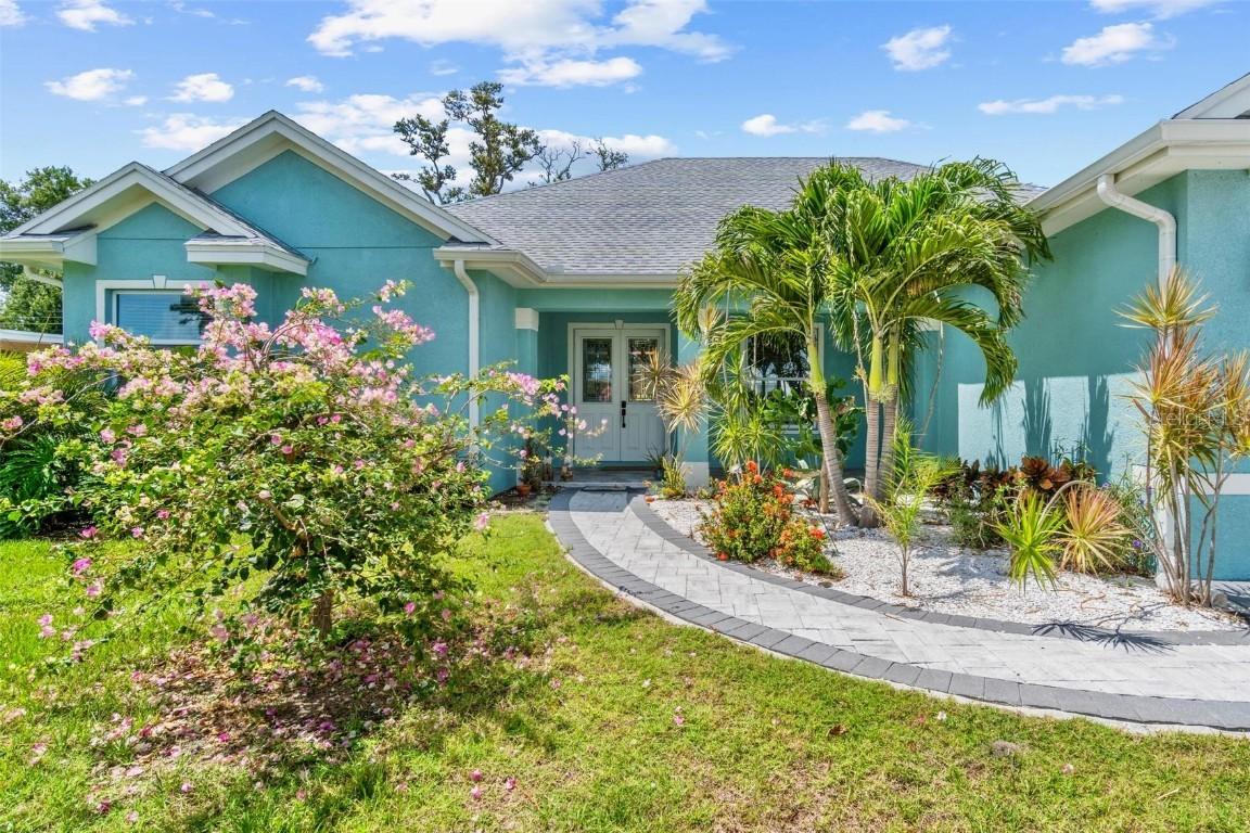 716 Laurel Ave., Venice, FL 34285