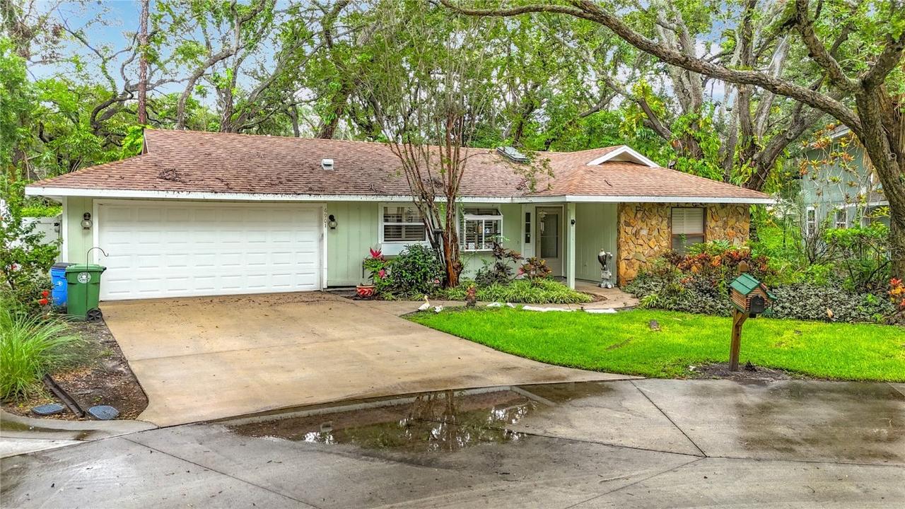 6901 Arbor Oaks Ct., Bradenton, FL 34209