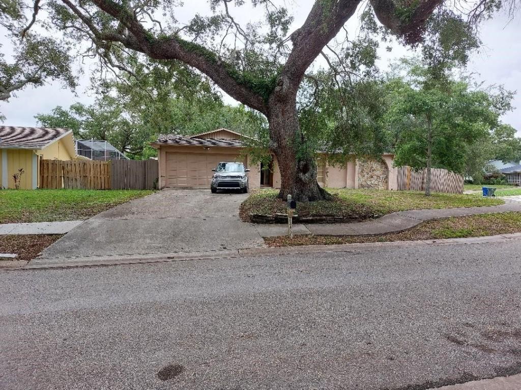 2246 Ashbury Dr., Clearwater, FL 33764