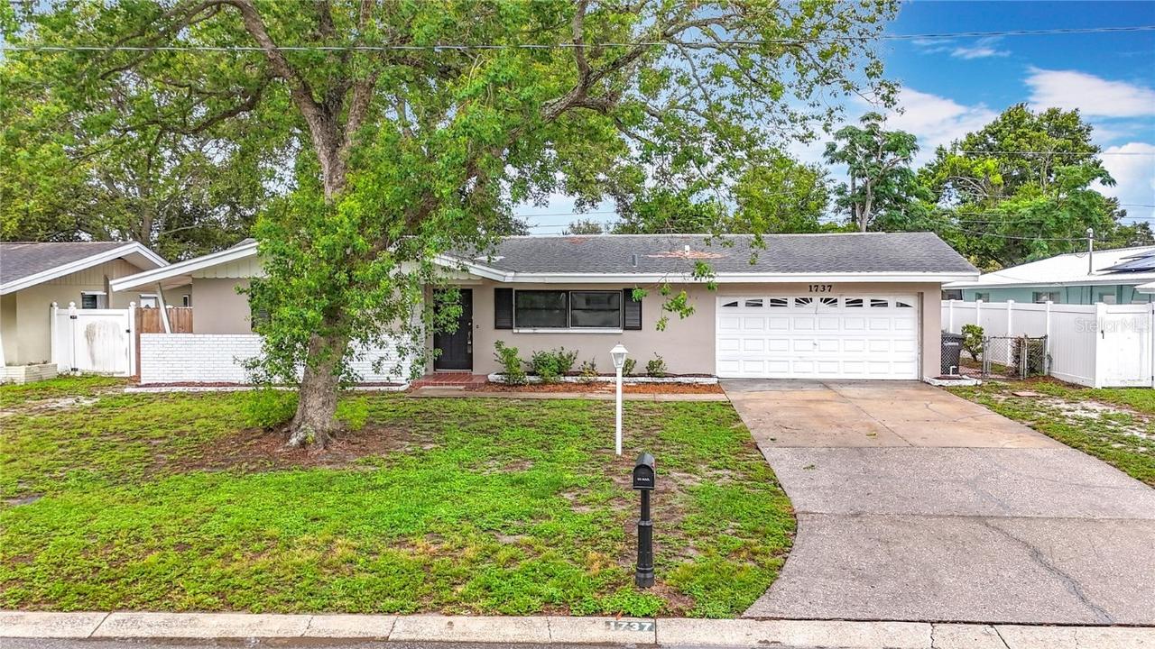 1737 Prince Philip St., Clearwater, FL 33755