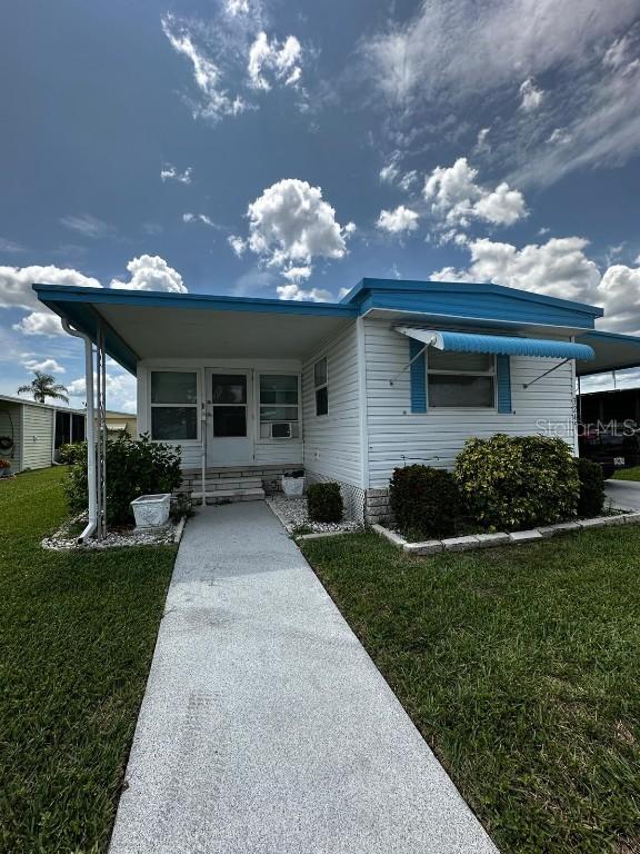 3245 SE Lanark Dr., Holiday, FL 34690