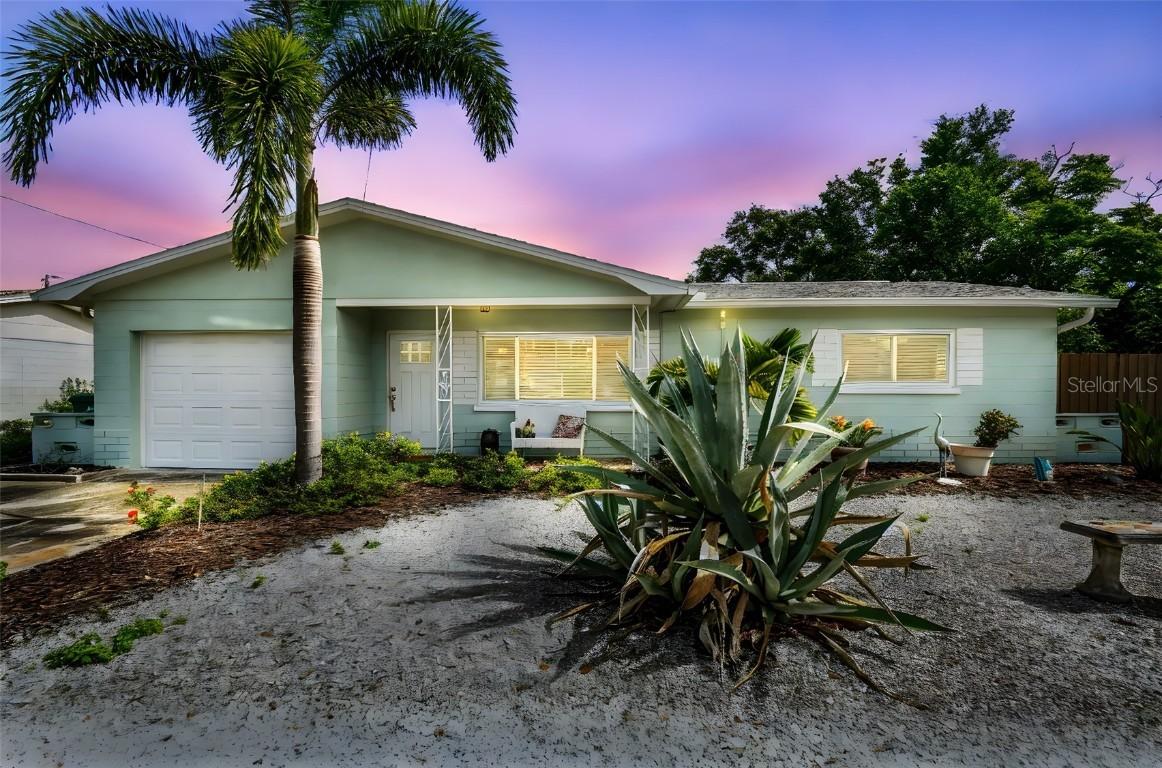 11775 84th Ave., Seminole, FL 33772