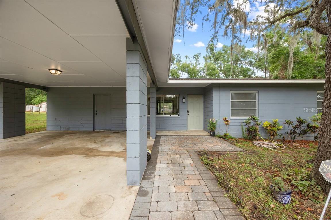 12412 Lakeview Dr., Dade City, FL 33525