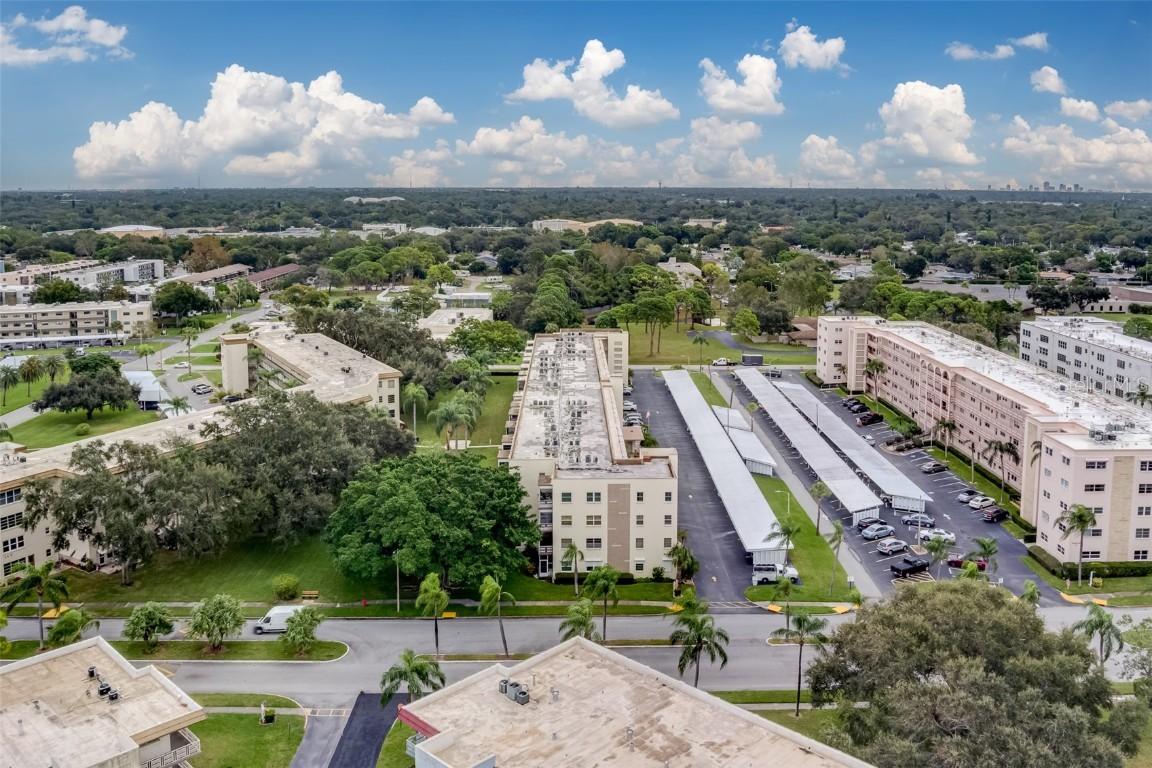 5705 80th St. #207, St Petersburg, FL 33709