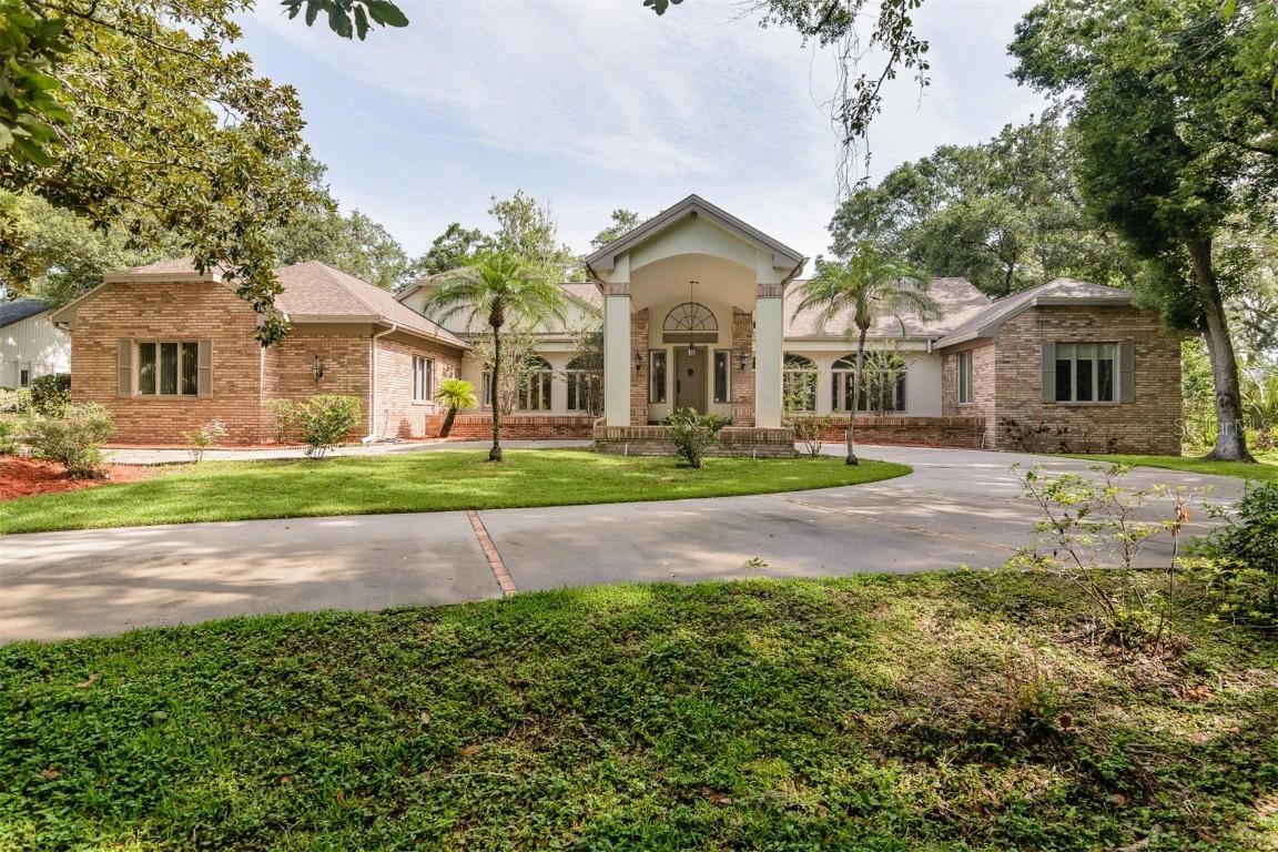 3042 Oak Creek Dr., Clearwater, FL 33761