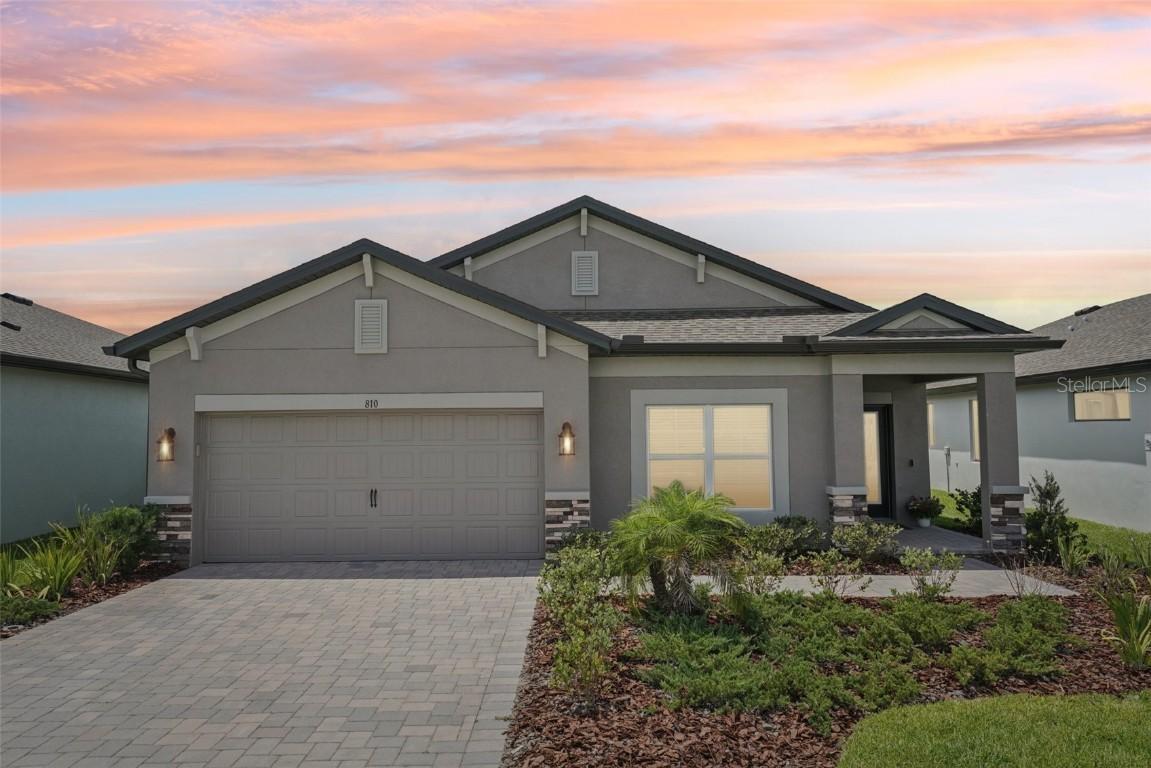 810 Hillshire Pl., Spring Hill, FL 34609