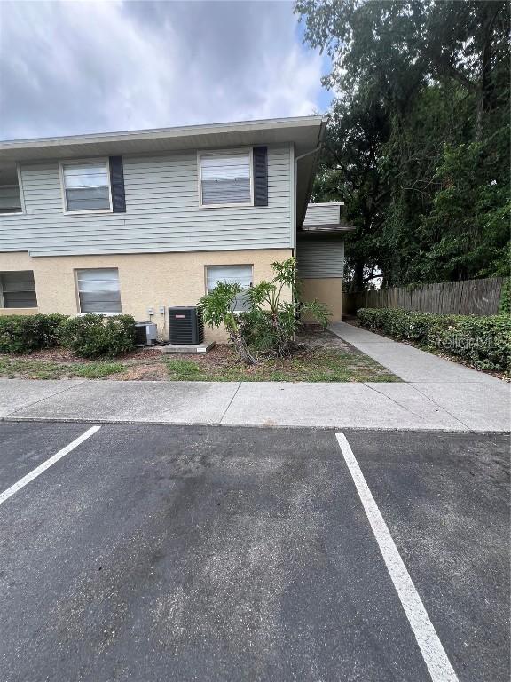226 Thorn Tree Pl., Brandon, FL 33510