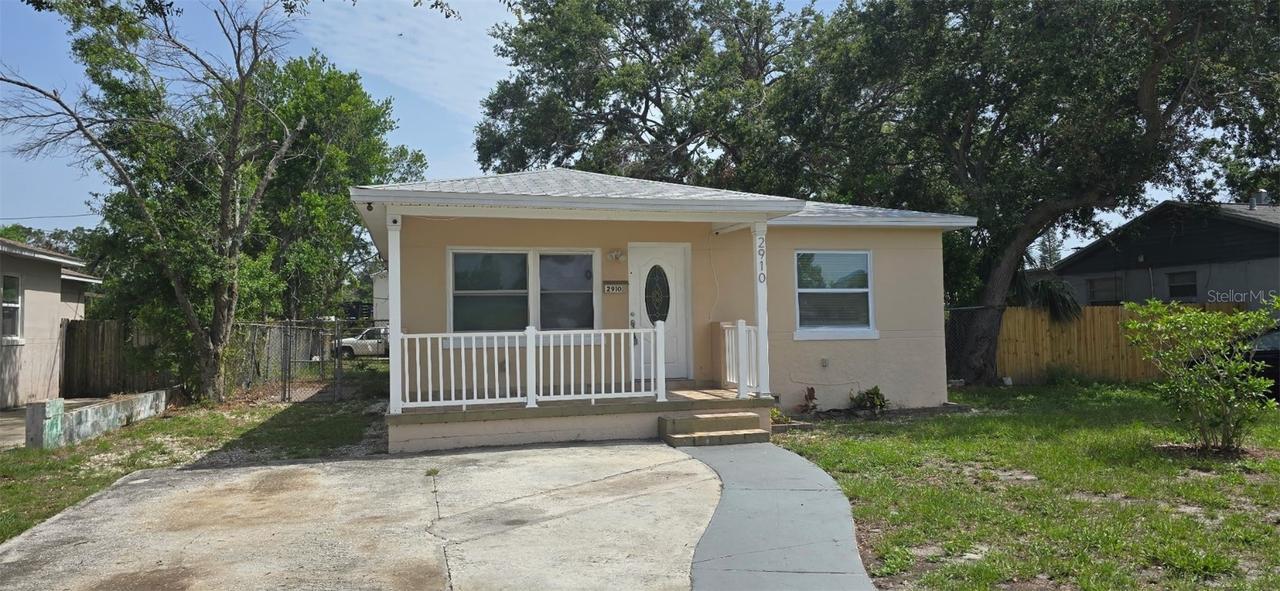 2910 15th Ave S Ave., St Petersburg, FL 33712