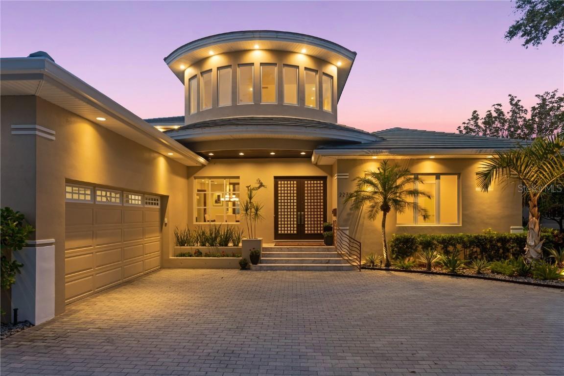 2279 Mermaid Point, St Petersburg, FL 33703
