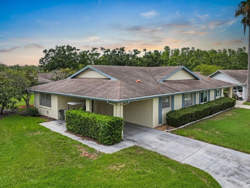 2006 Hadrian Ct., Sun City Center, FL 33573