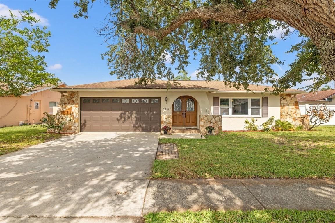 9309 120th St., Seminole, FL 33772