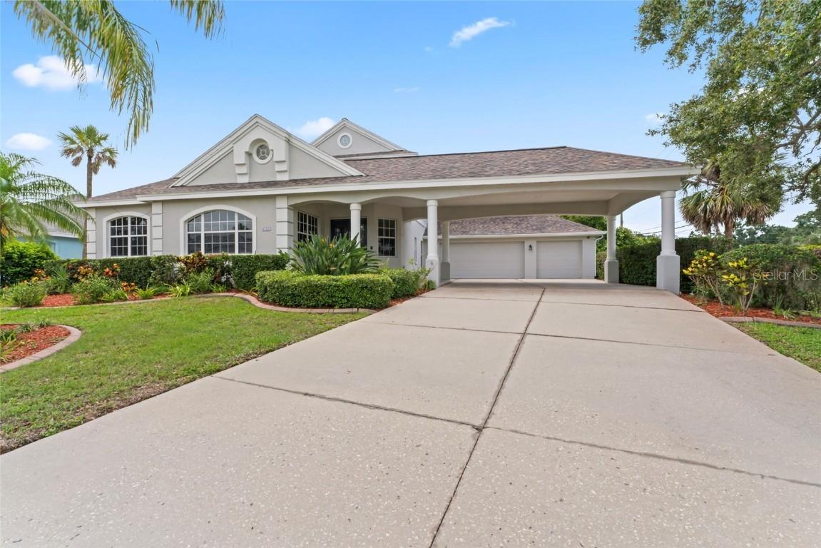 4306 Barracuda Dr., Bradenton, FL 34208