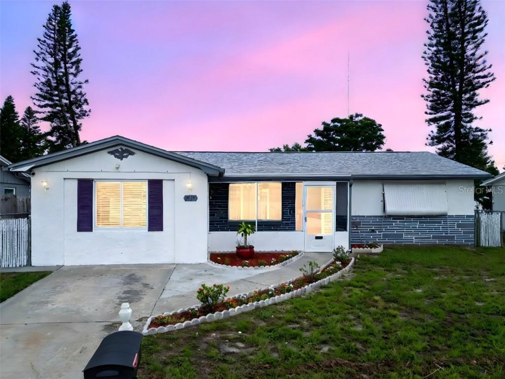 1415 Yale Dr., Holiday, FL 34691