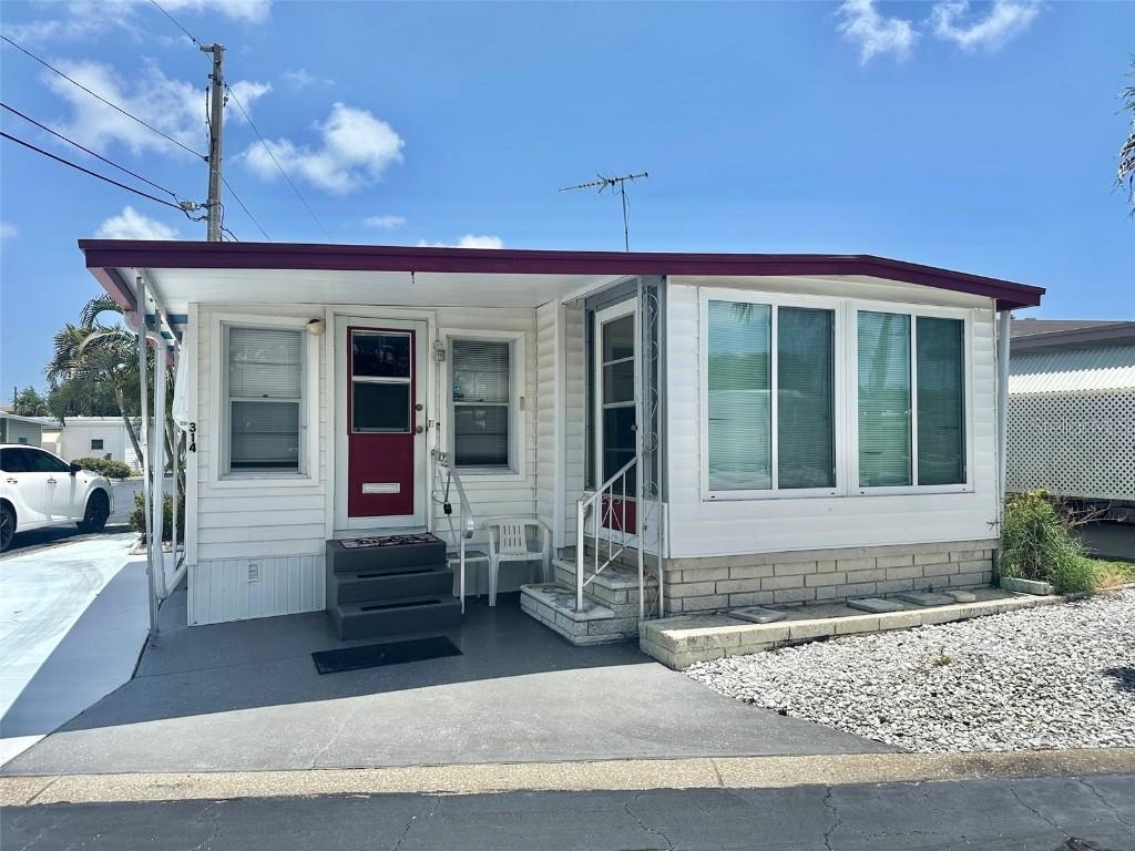 8300 Seminole Blvd. #314, Seminole, FL 33772