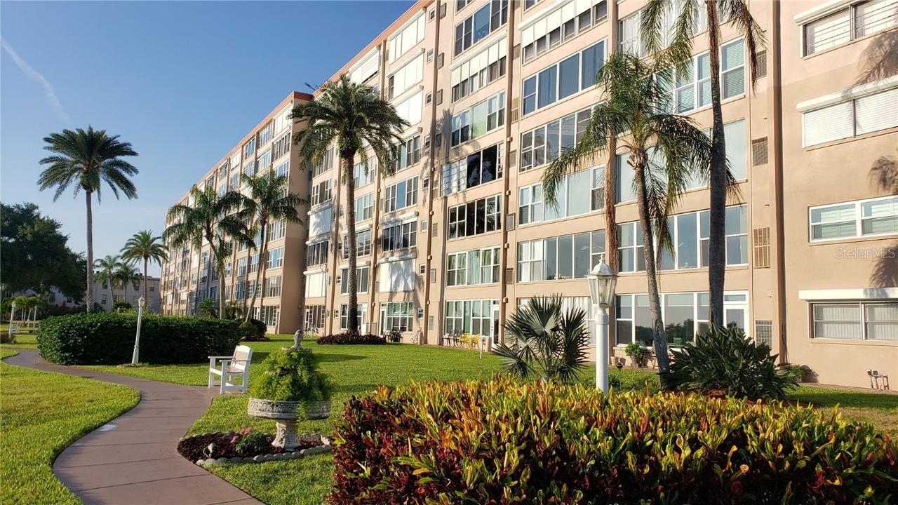 1847 Shore Drive S Dr. #415, South Pasadena, FL 33707