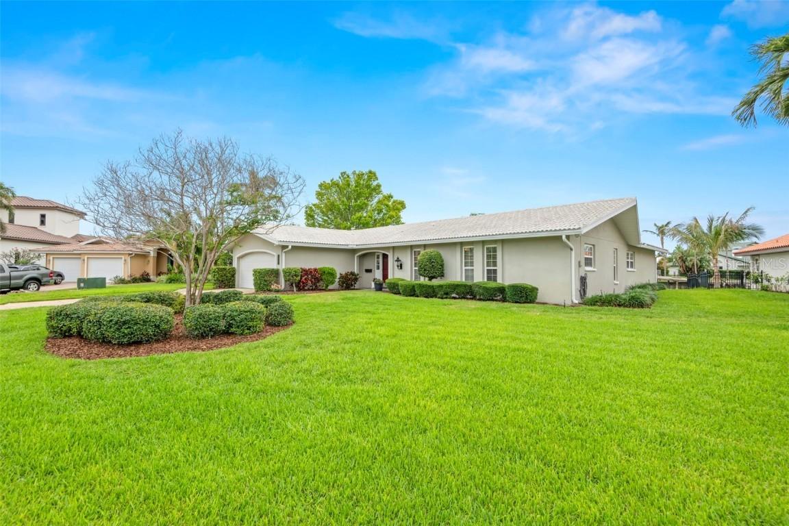 1917 Iowa Ave., St Petersburg, FL 33703