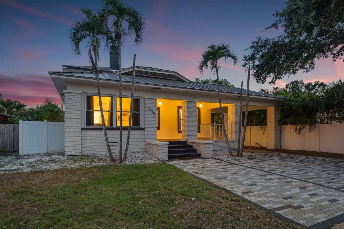 1650 22nd Ave., St Petersburg, FL 33713