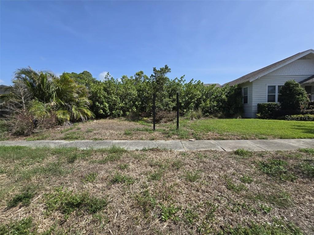 2560 4th Ave., St Petersburg, FL 33712
