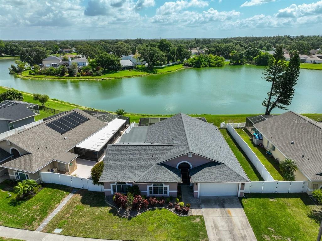 2021 Elk Spring Dr., Brandon, FL 33511