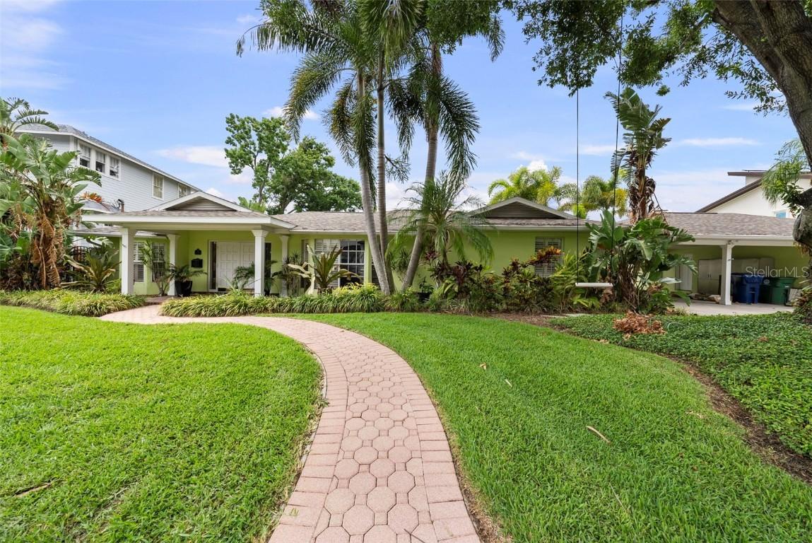 648 Geneva Pl., Tampa, FL 33606