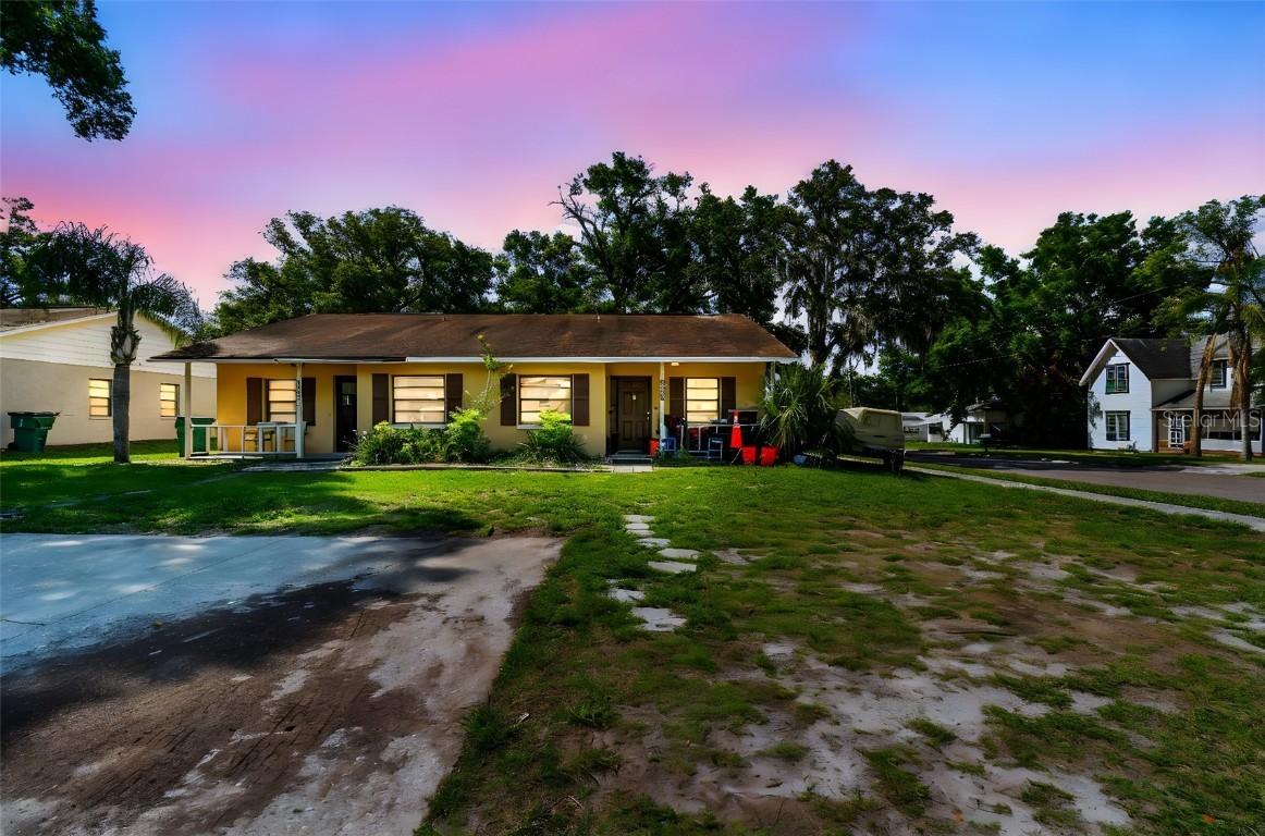 38602 2nd Ave., Zephyrhills, FL 33542