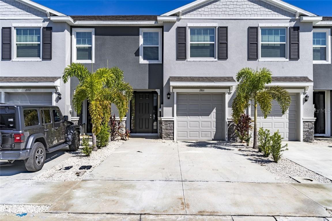 2801 Midnight Pearl Dr., Sarasota, FL 34240