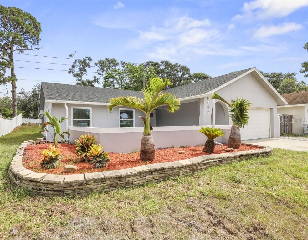 8499 101st Ave., Seminole, FL 33777