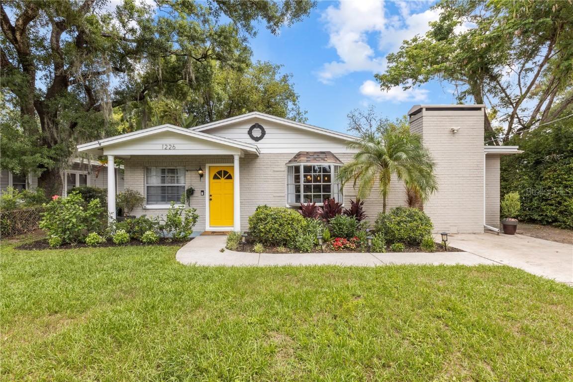 1226 E Henry Ave., Tampa, FL 33604