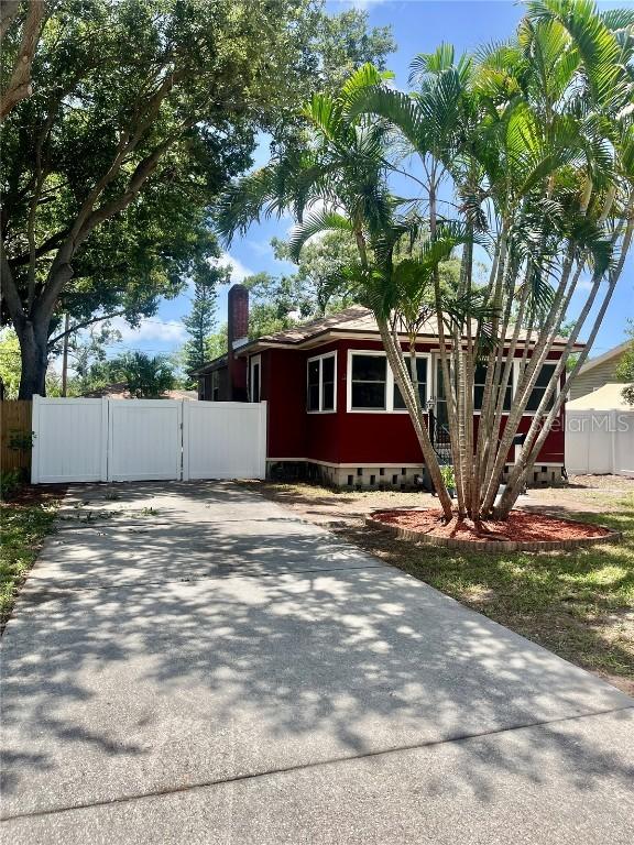 4634 Iris St., St Petersburg, FL 33714