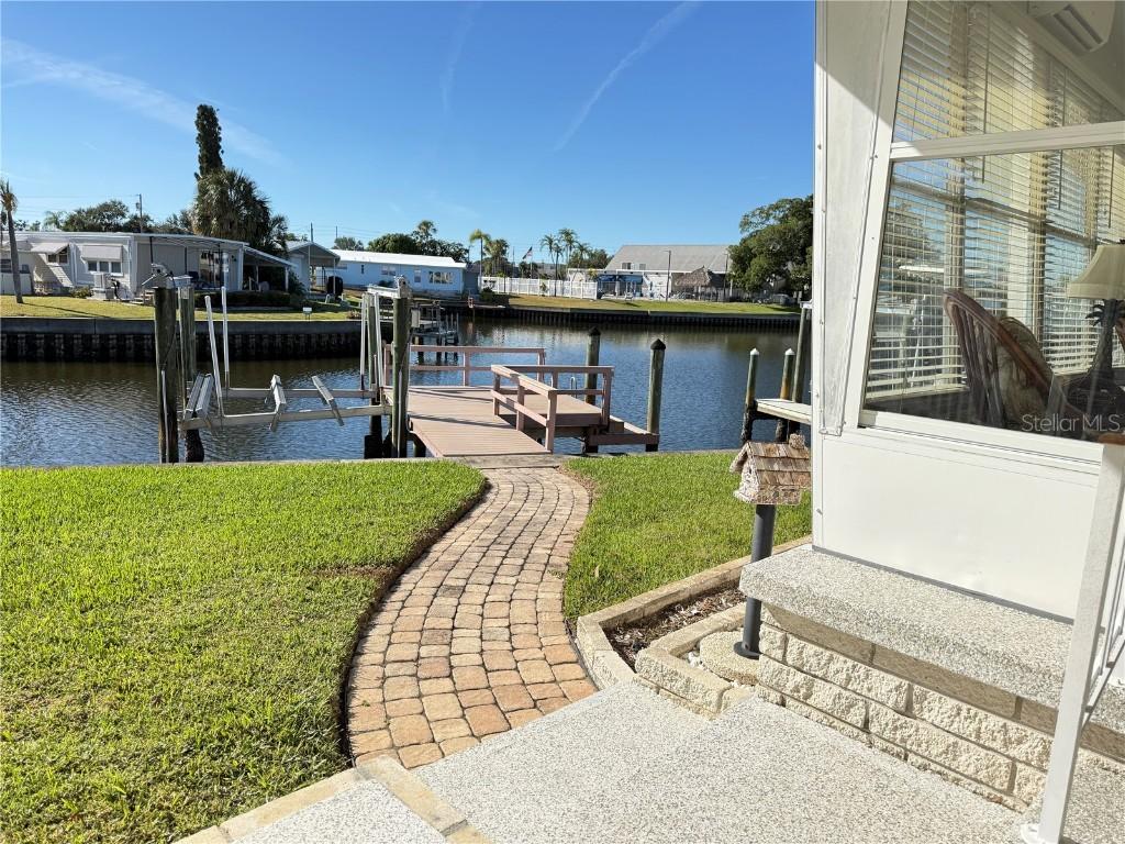 7128 Mount Arlington Dr. #414, St Petersburg, FL 33702