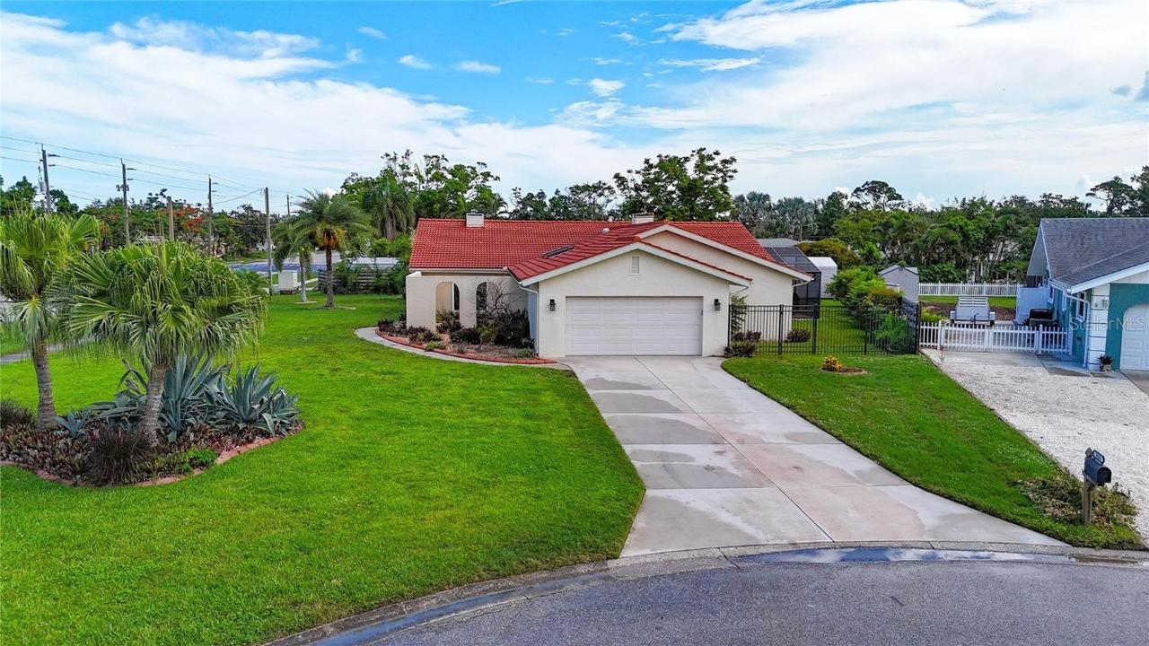 1414 75th St., Bradenton, FL 34209