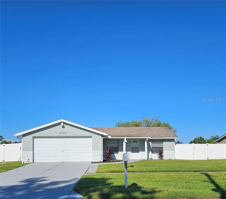 6008 Firefly Ln., Apollo Beach, FL 33572
