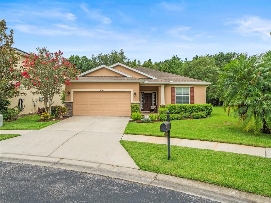 27546 Stonecreek Way, Wesley Chapel, FL 33544