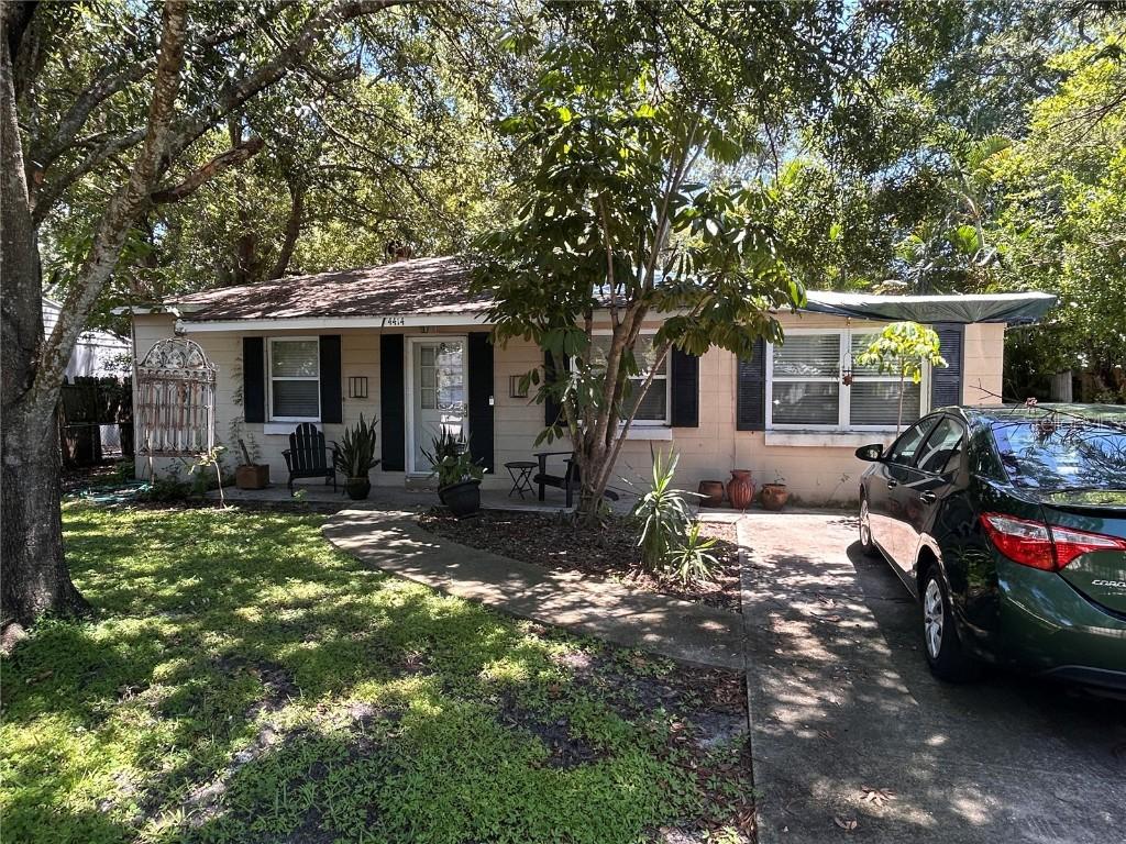 4414 W Lawn Ave., Tampa, FL 33611
