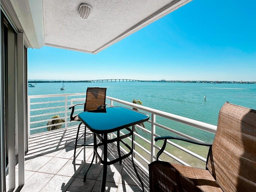 6105 Bahia Del Mar Cir. #682, St Petersburg, FL 33715