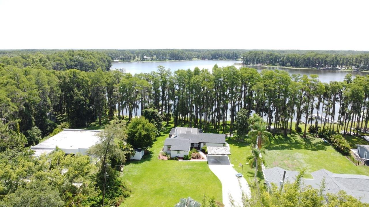 19209 Crooked Ln., Lutz, FL 33548