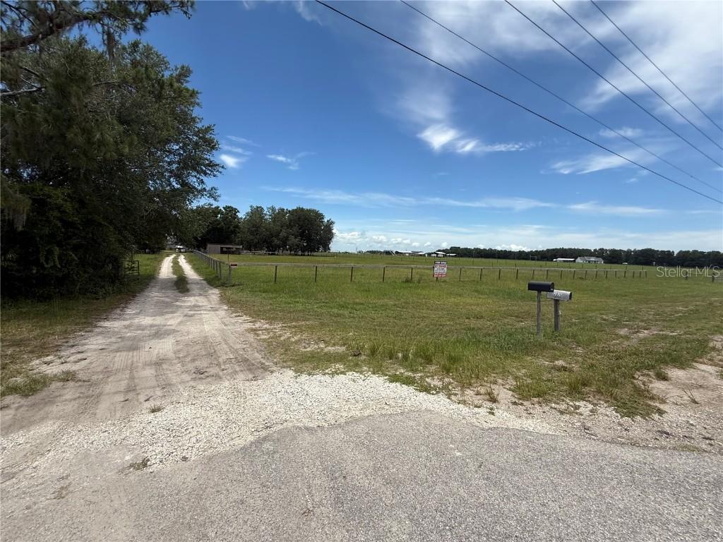 17029 Lake Iola Rd., Dade City, FL 33523